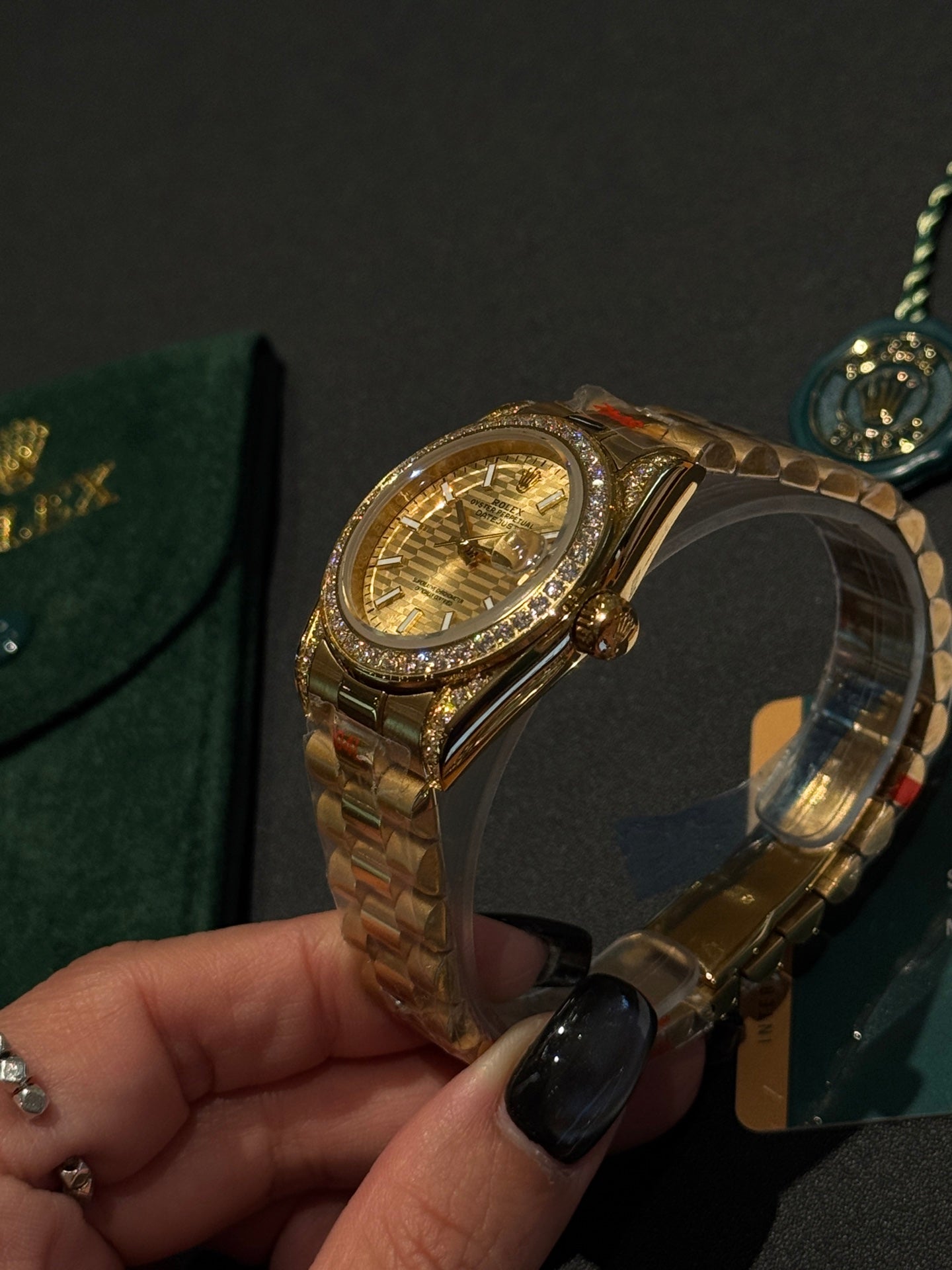 136RL15L Popular Watches