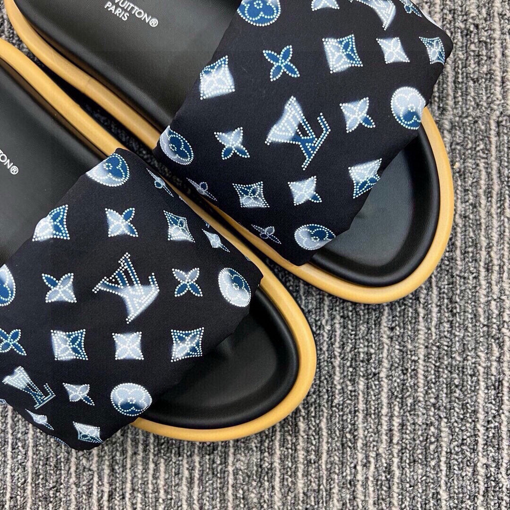 5QE12Z Popular Slippers
