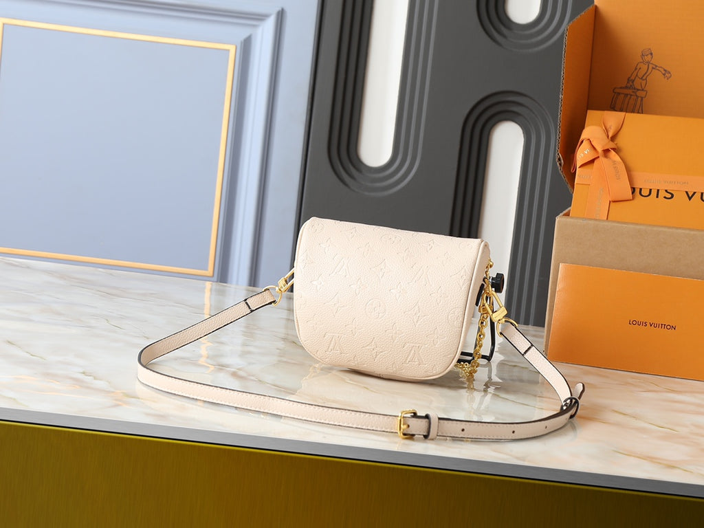 146PE71B Popular leather bag