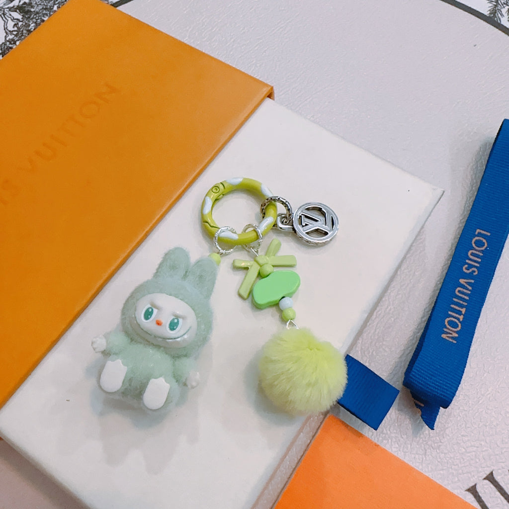 35ZE84A Popular bag 's charms accessories