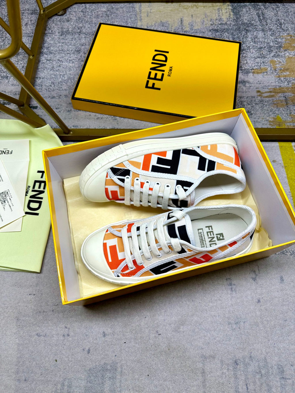285RF1Z  Popular Canvas sneakers