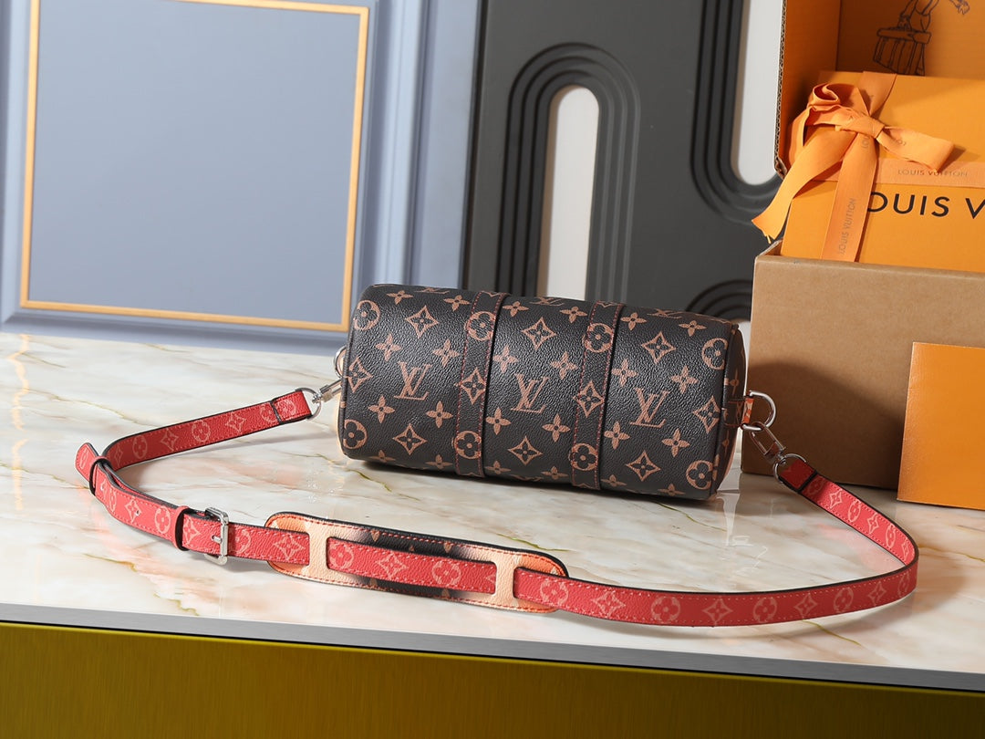 146PE31B Popular leather bag
