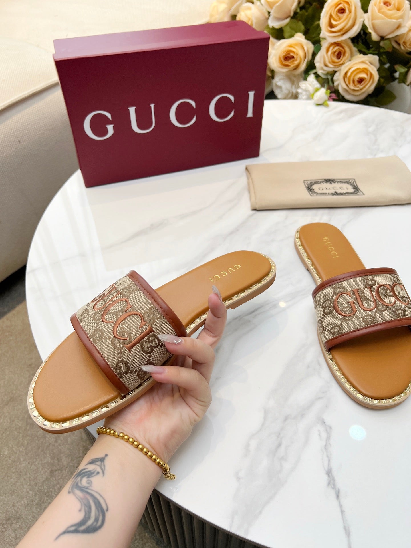 255QB29Z Popular Slippers