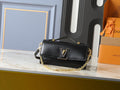 15RE145B Popular leather bag