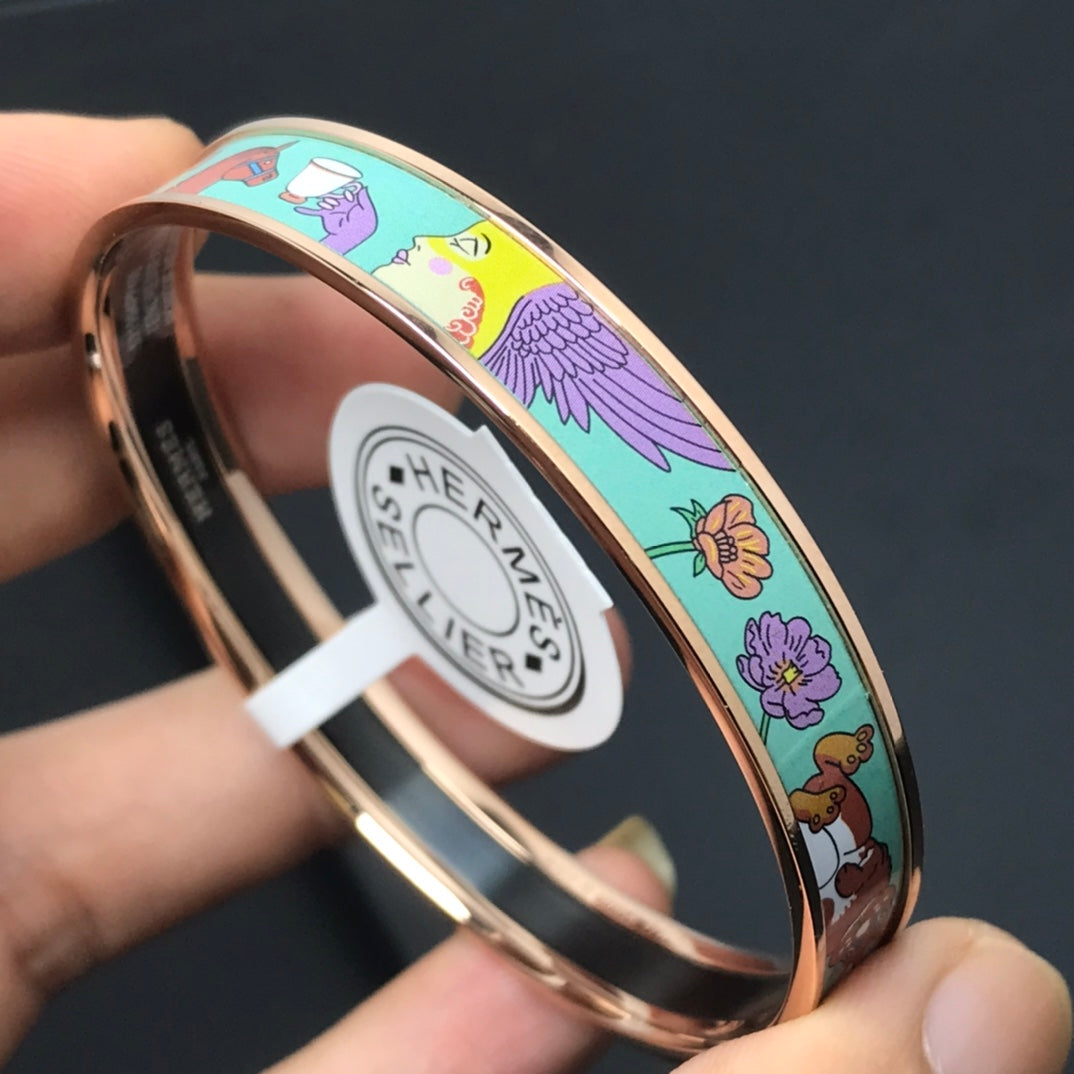55QH89K  Popular B Bracelets