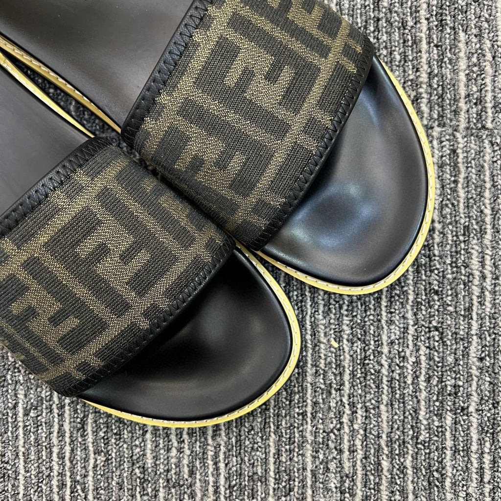 5XF105Z Popular Slippers