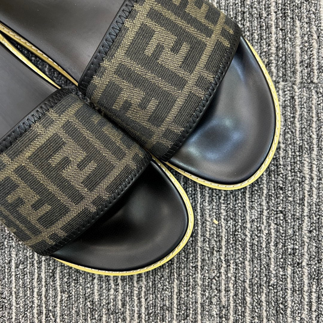 5XF105Z Popular Slippers