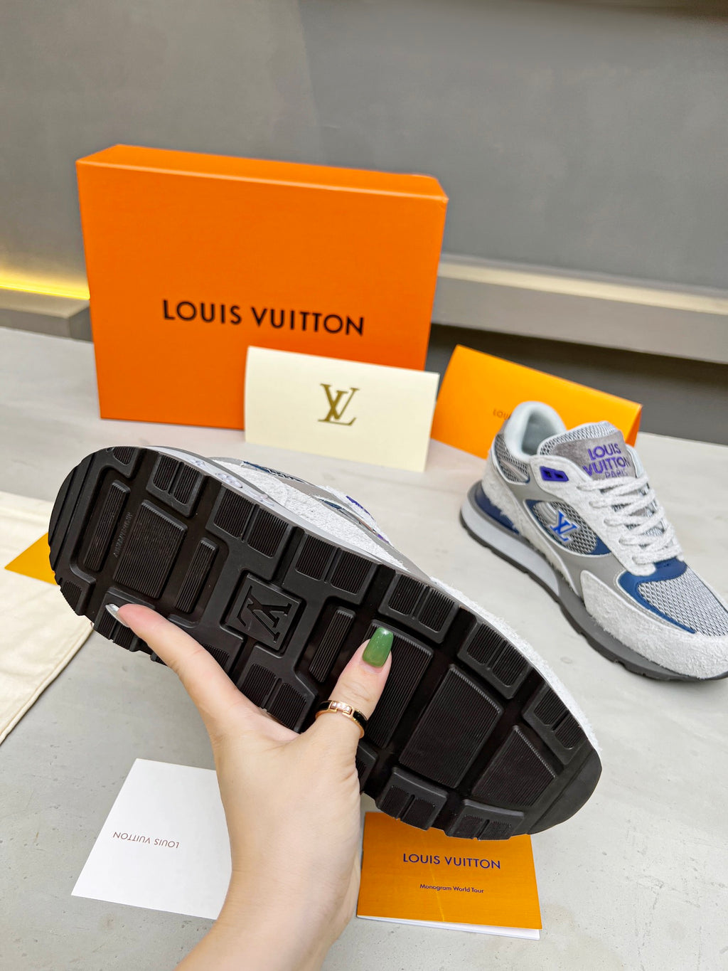 2105QE228Z Popular high-quality  Shoes