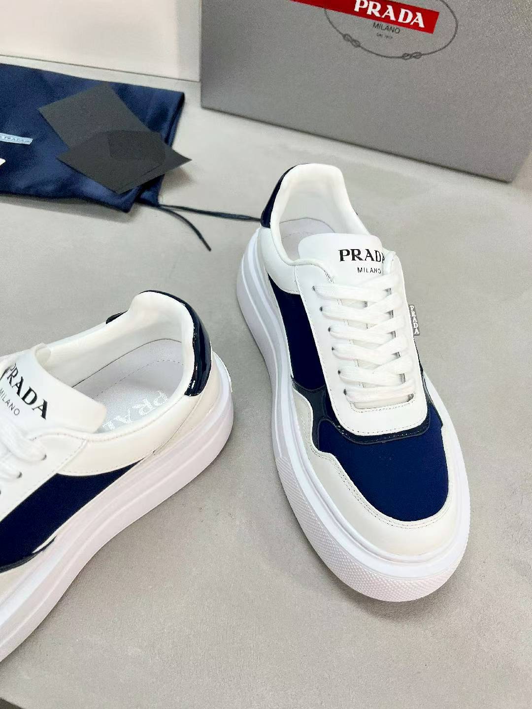 Z2P36P46 Popular high-quality leather Shoes