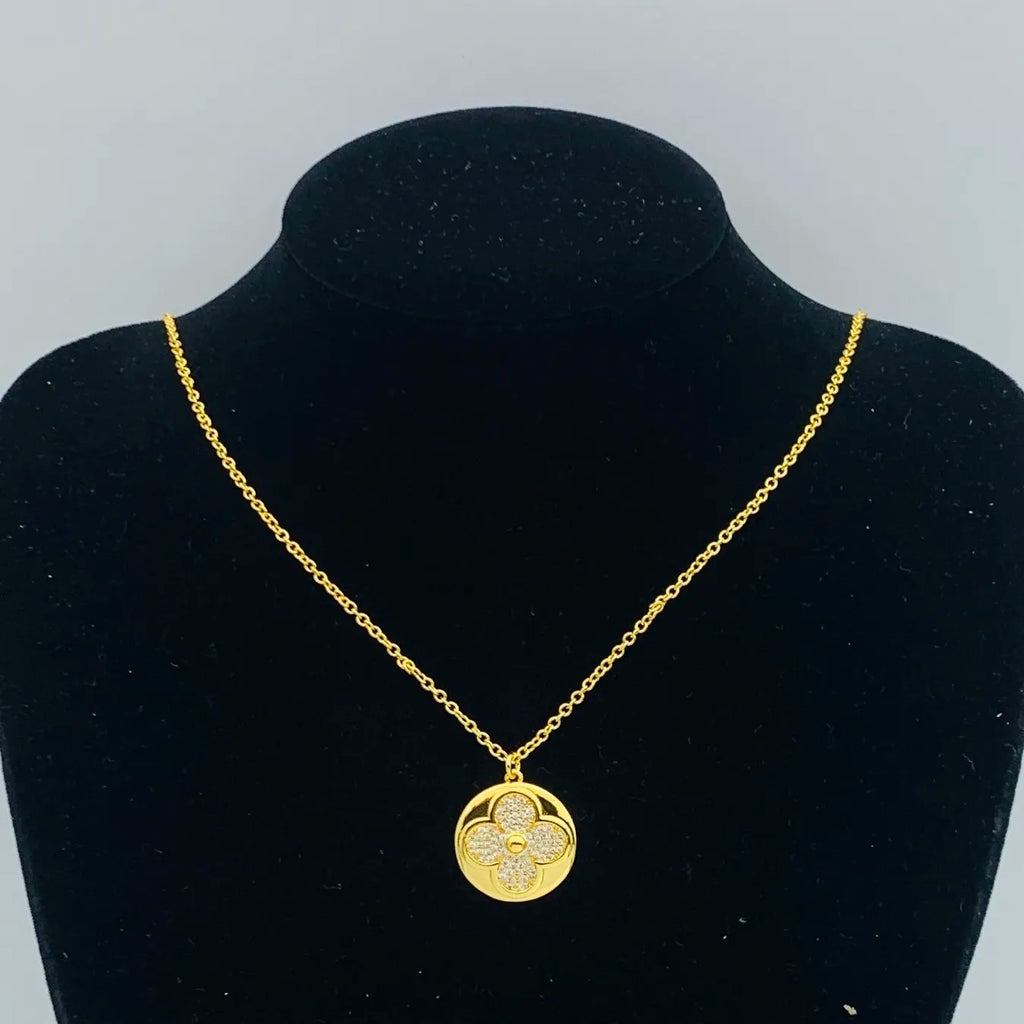 15QE51X Popular Necklace
