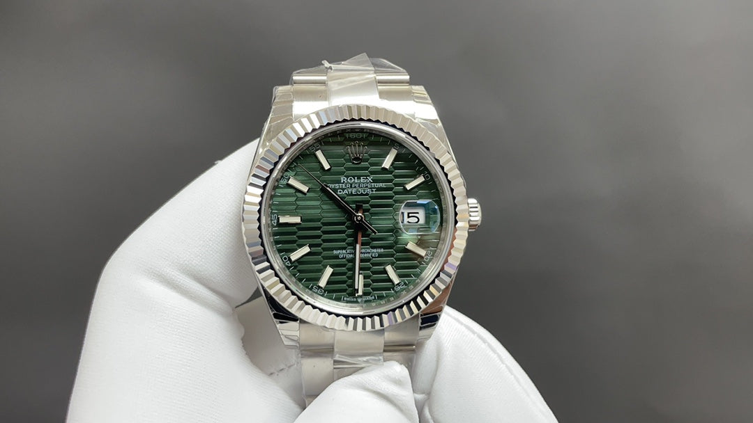 136RL9L Popular Watches
