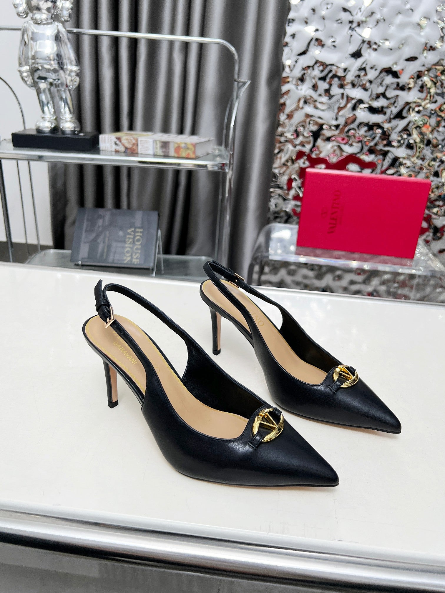 245RVL17Z  Popular leather  High heels