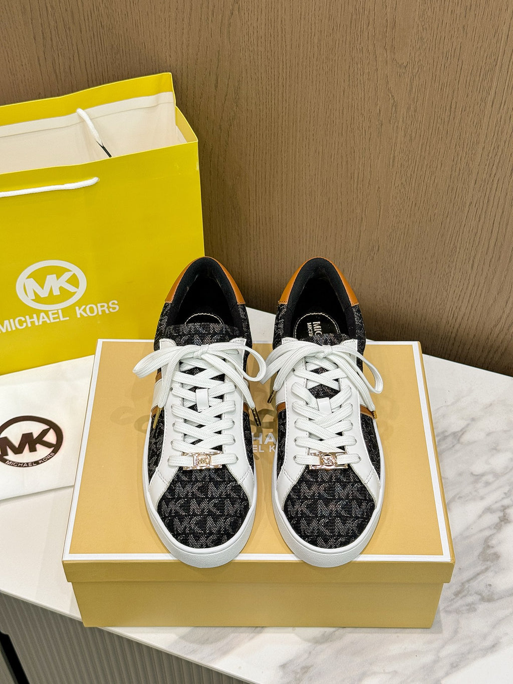 285ZA48Z Popular high-quality shoes