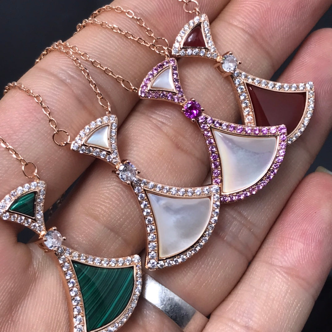 55QS422X Popular Necklaces
