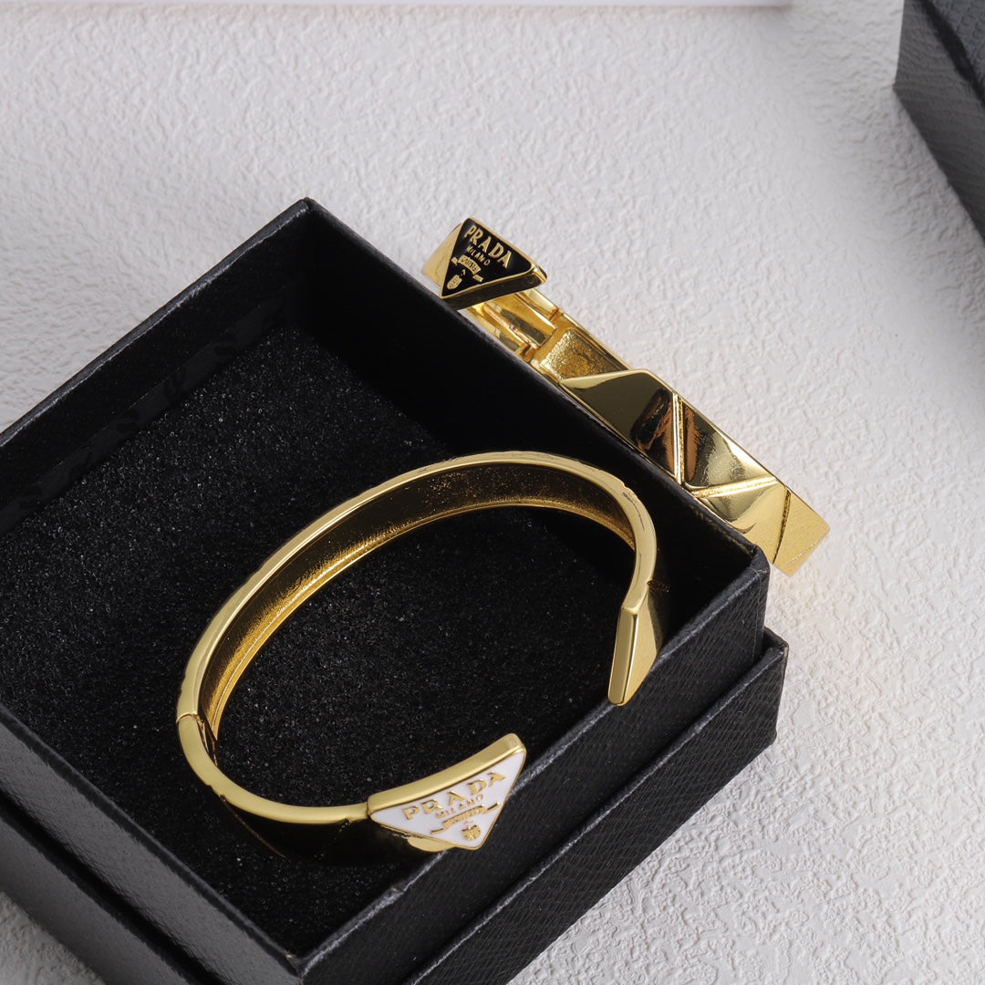 1YPD67K  Popular Bracelets