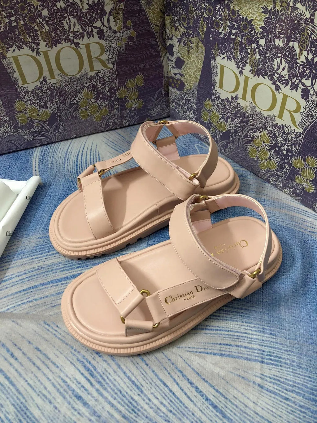 14D8Z Popular sandals
