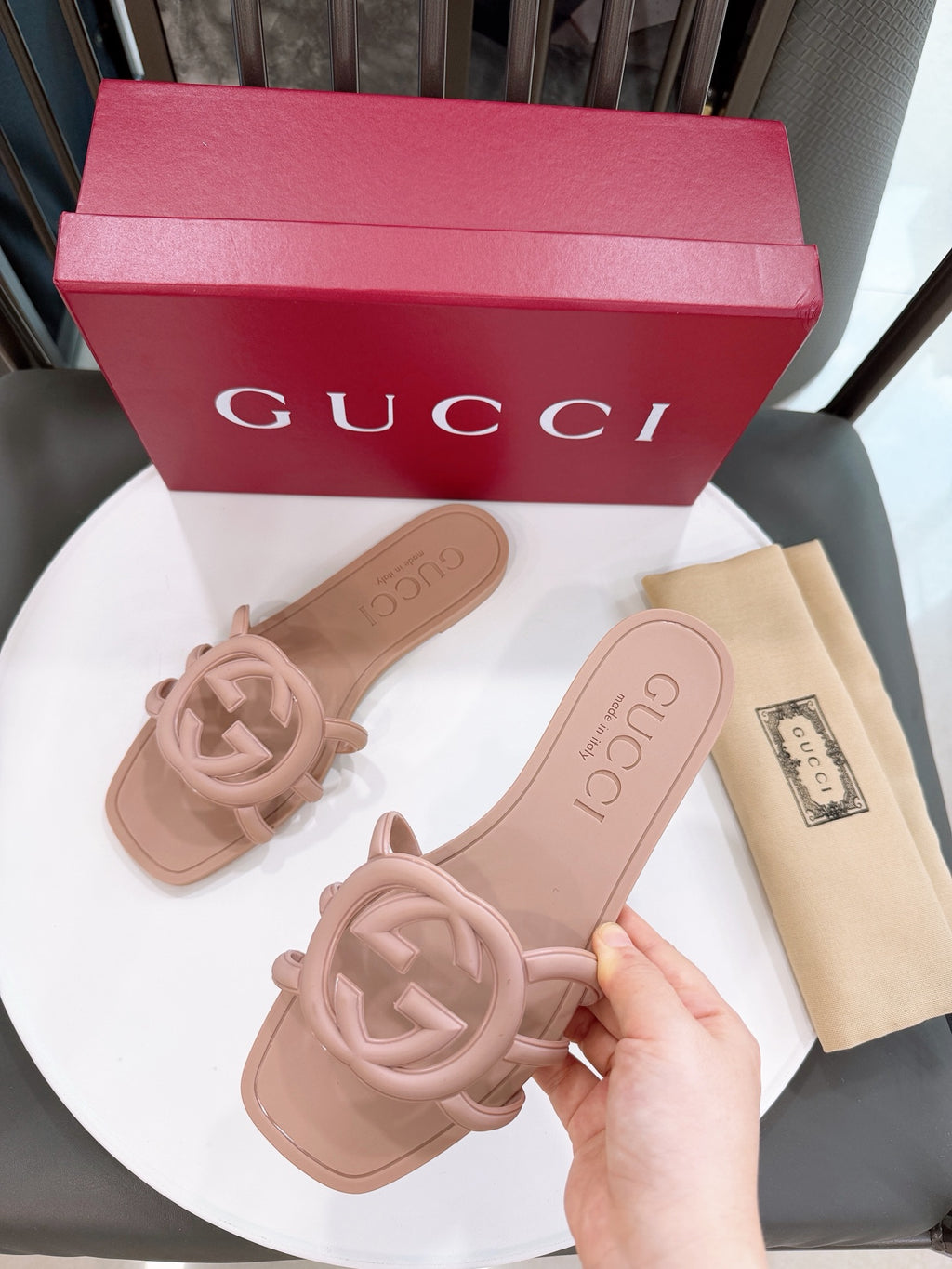 Z2X66B62 Popular high-quality slippers