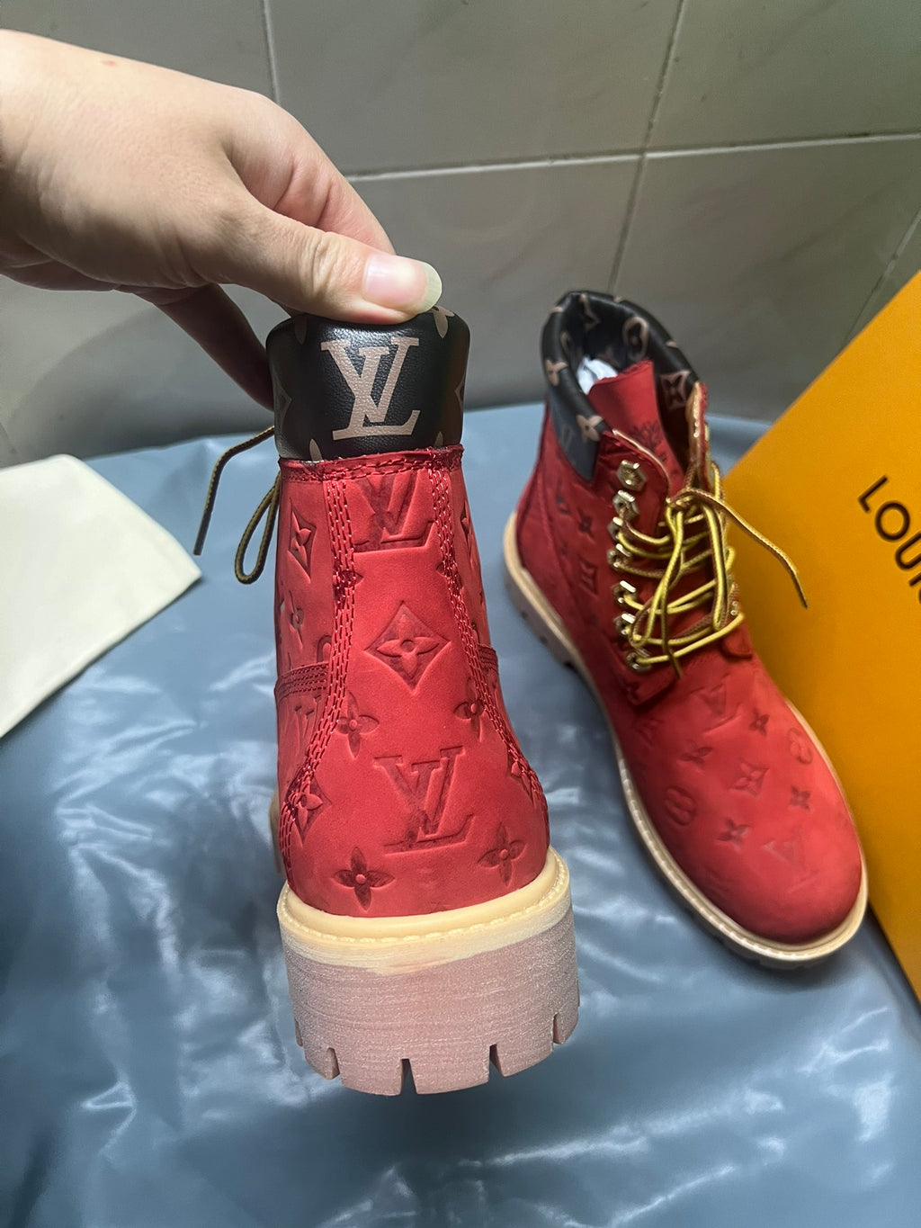 2105QE382Z Popular high-quality leather Boots