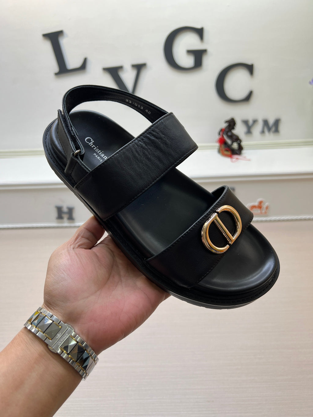 54D115Z Popular slippers