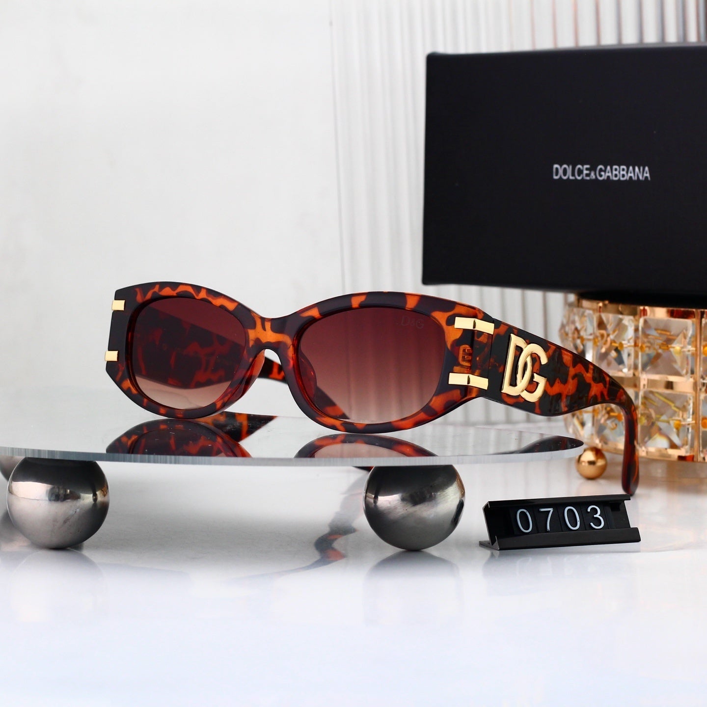 156PA8T Popular Sunglasses