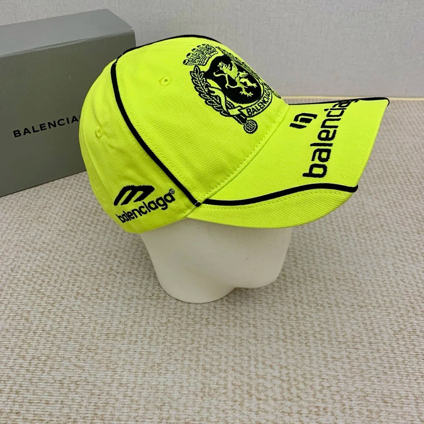 145QJ49M Popular hats