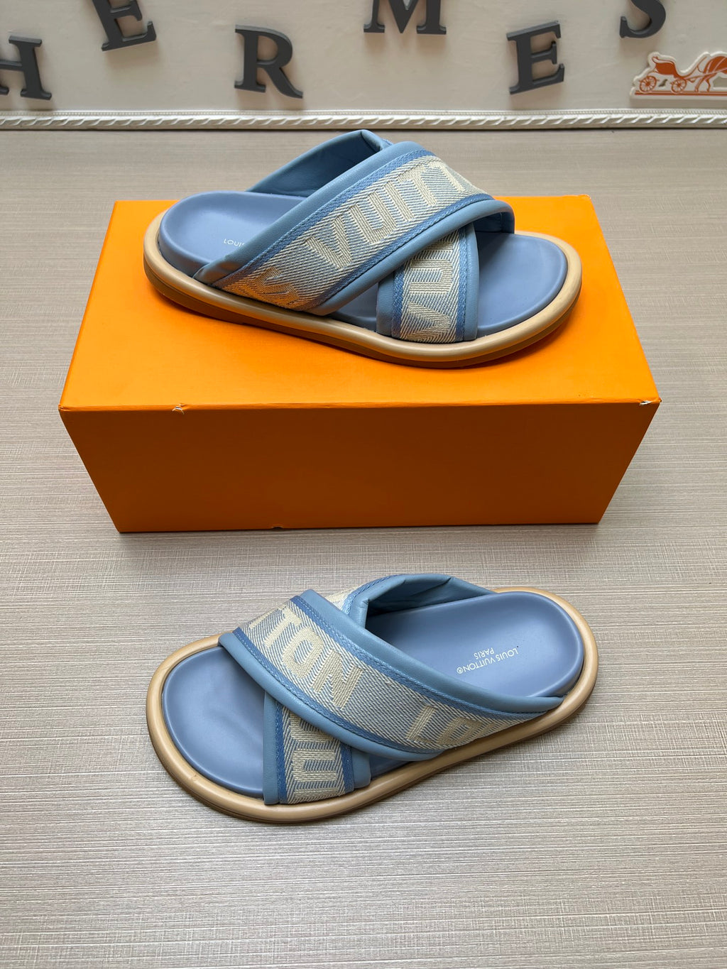 535ZE270Z Popular Slippers