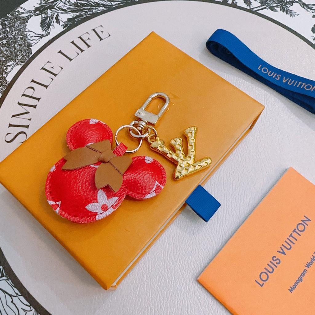 35ZE65A Popular bag 's charms accessories
