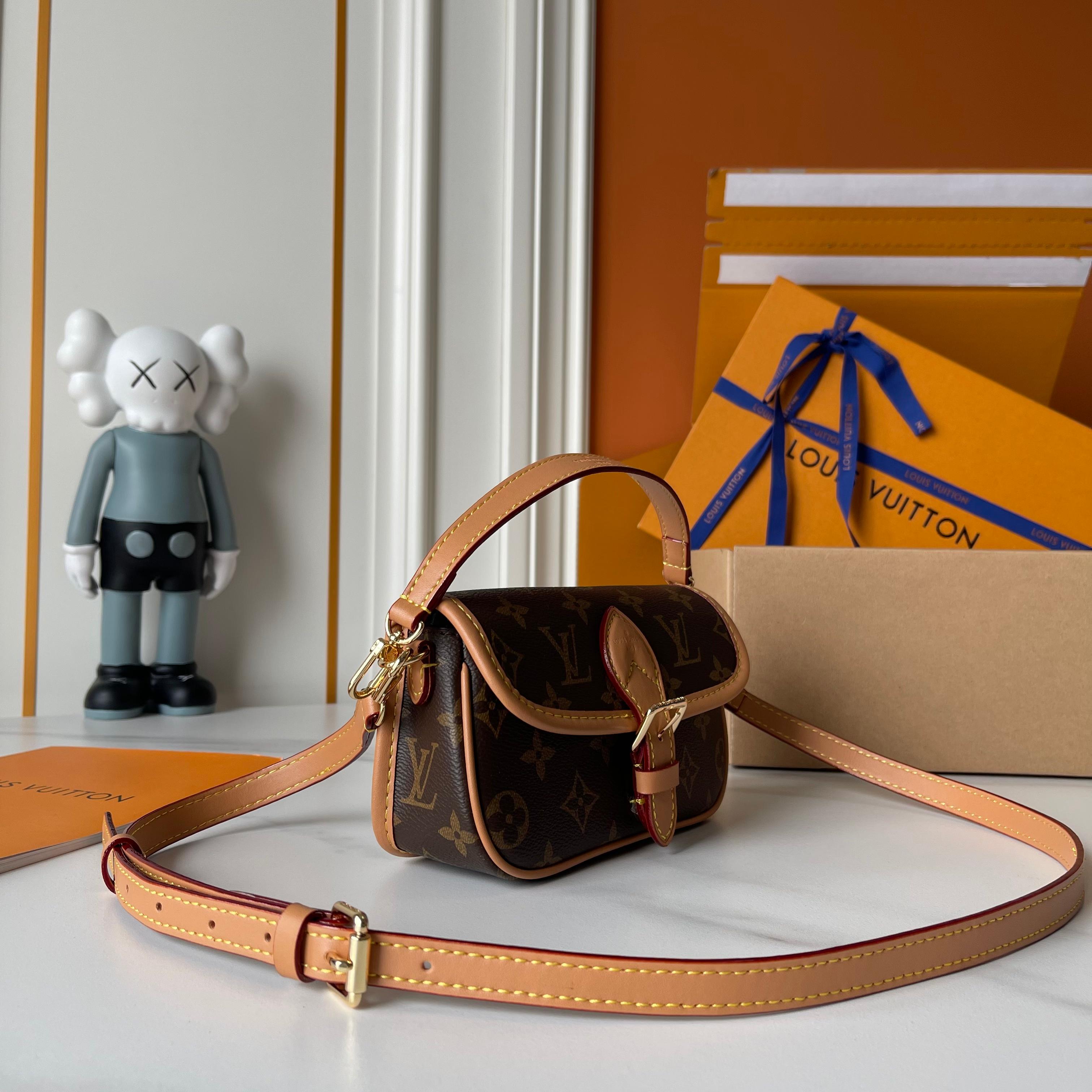 136PE37B Popular leather bag