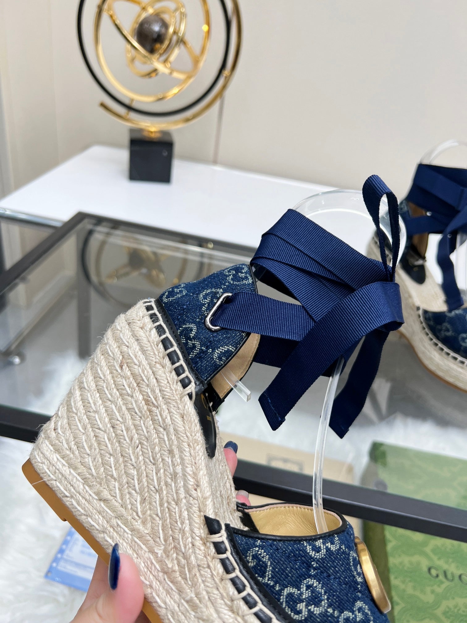 Z2X66B32 Popular High heels