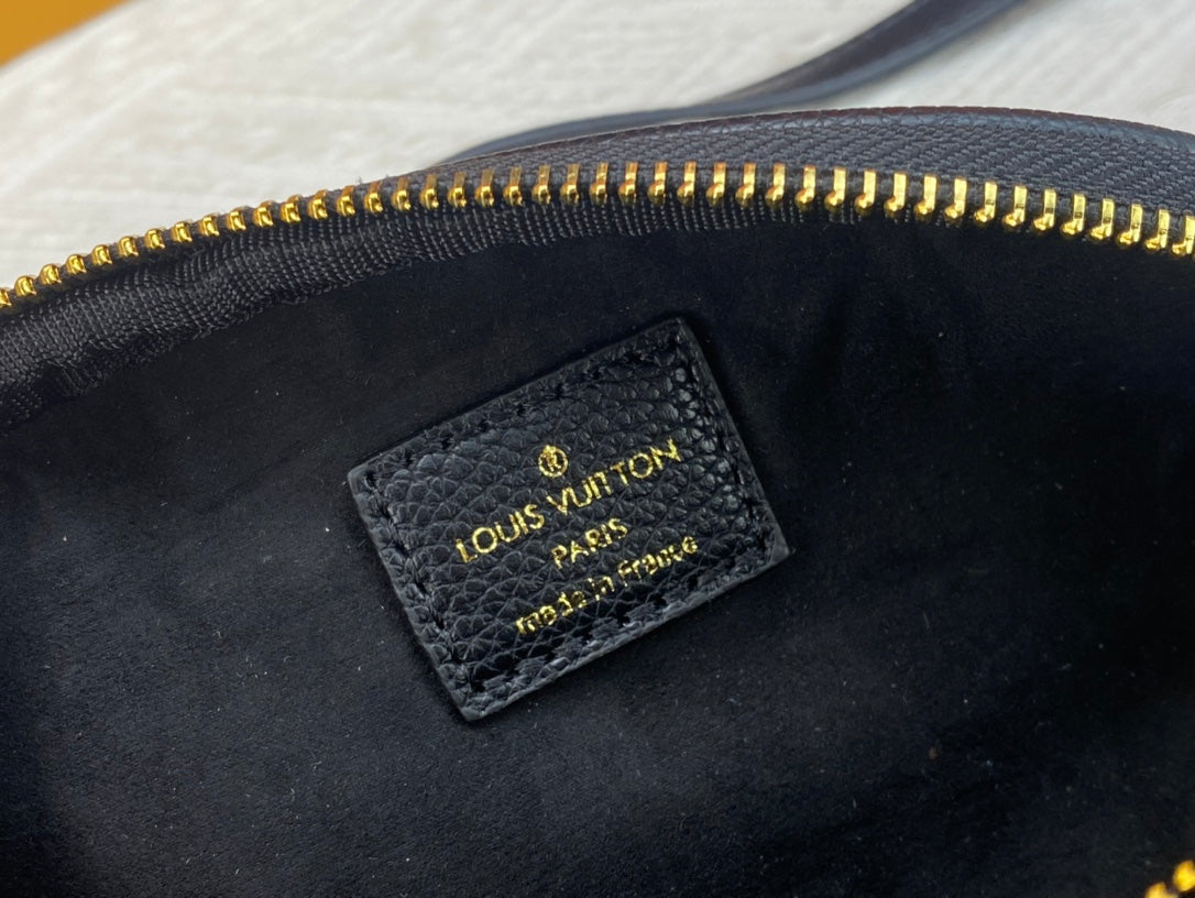 155NE57B Popular  leather bag