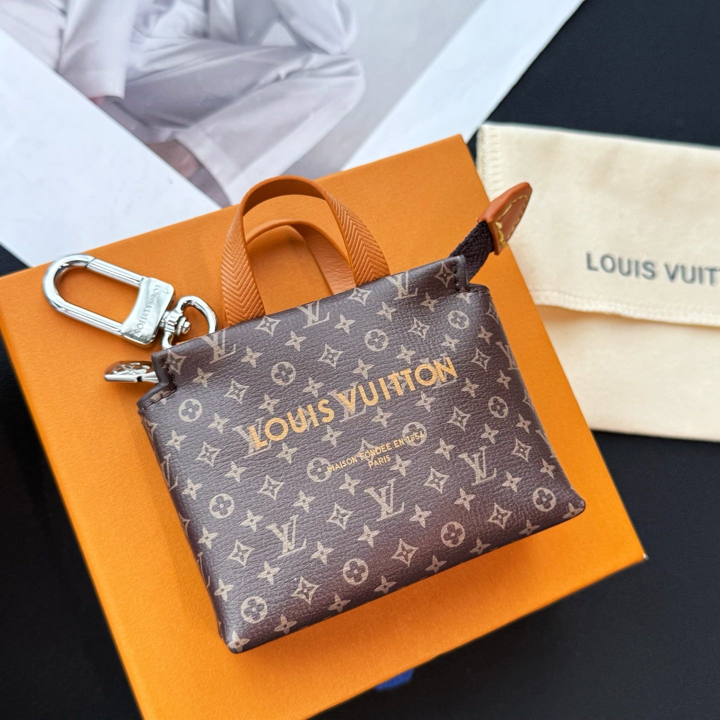 35ZE4A Popular bag 's charms accessories