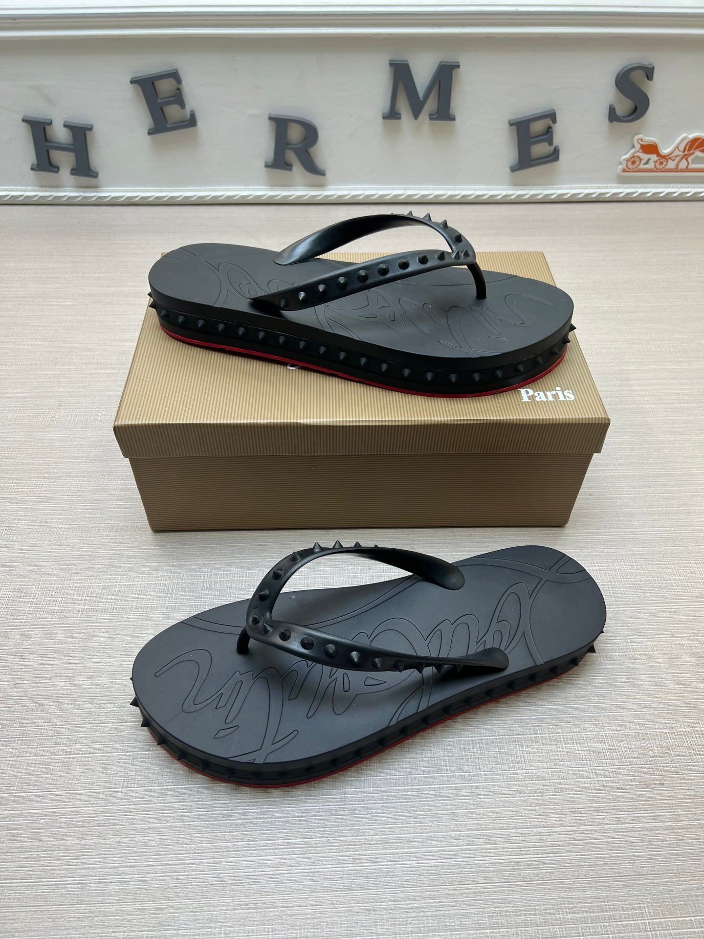 54A106Z Popular slippers