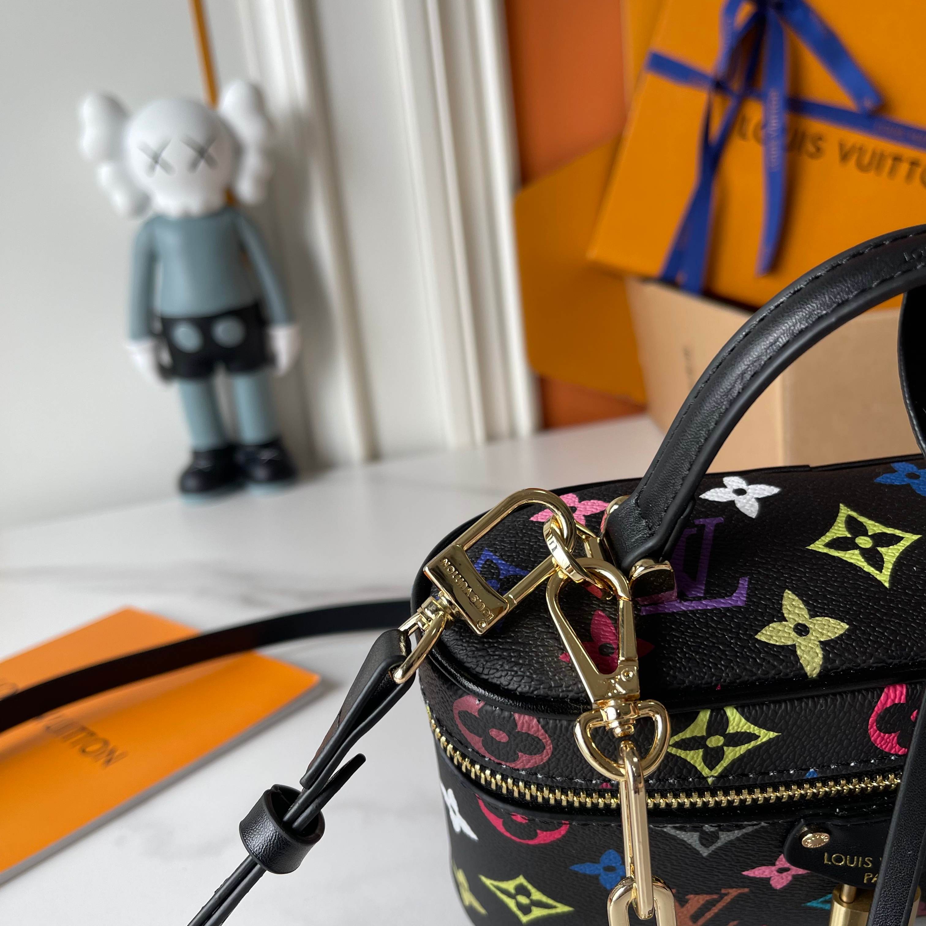 155NE79B Popular  leather bag
