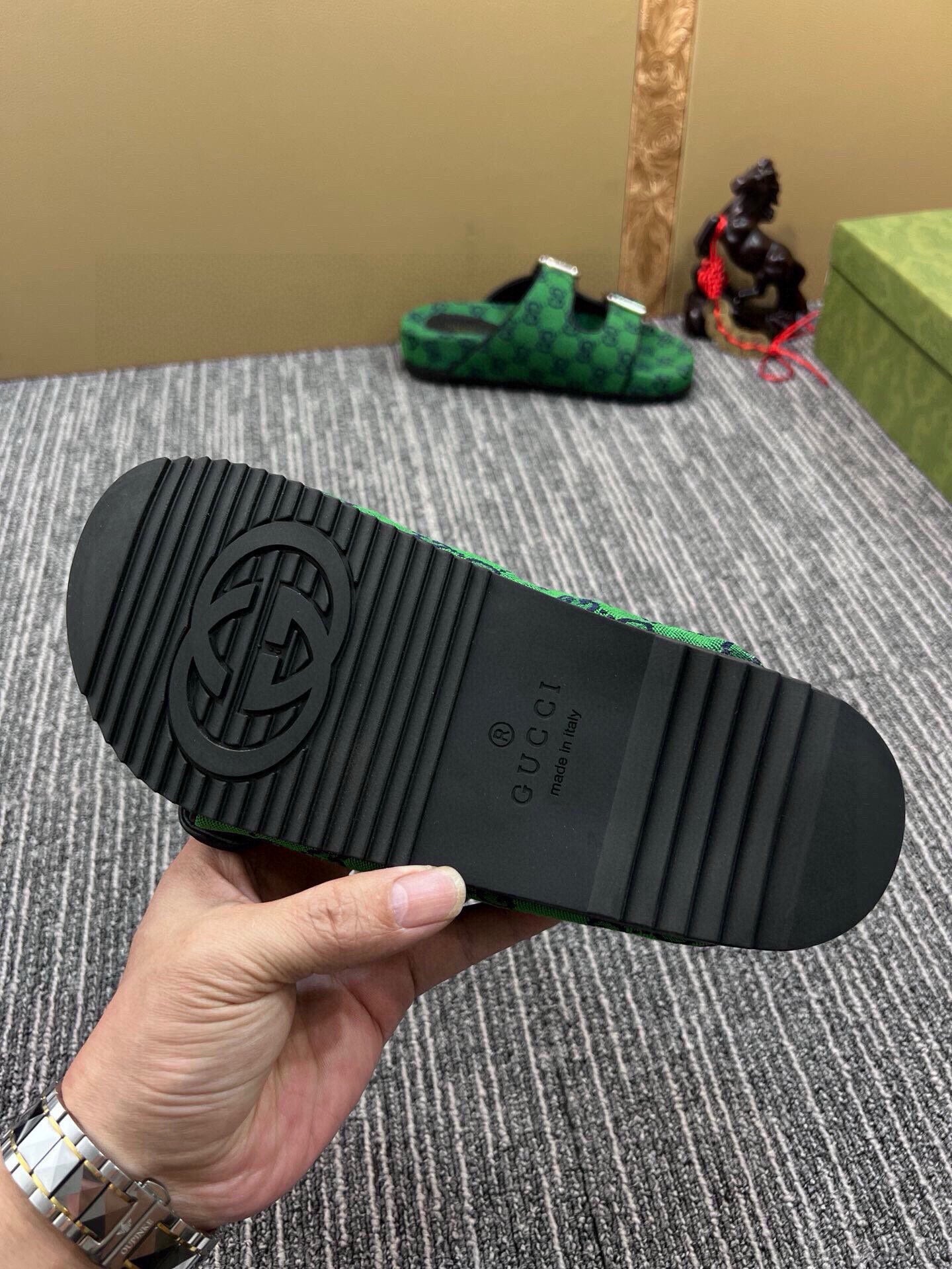 5QB17Z Popular shoes