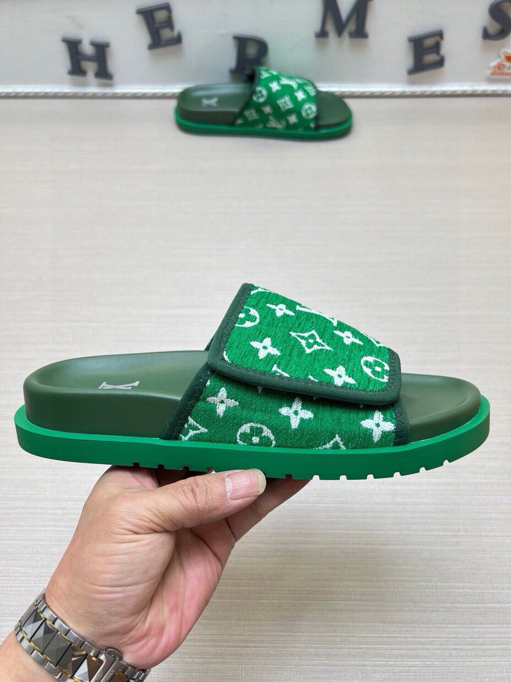 5LE209Z Popular Slippers