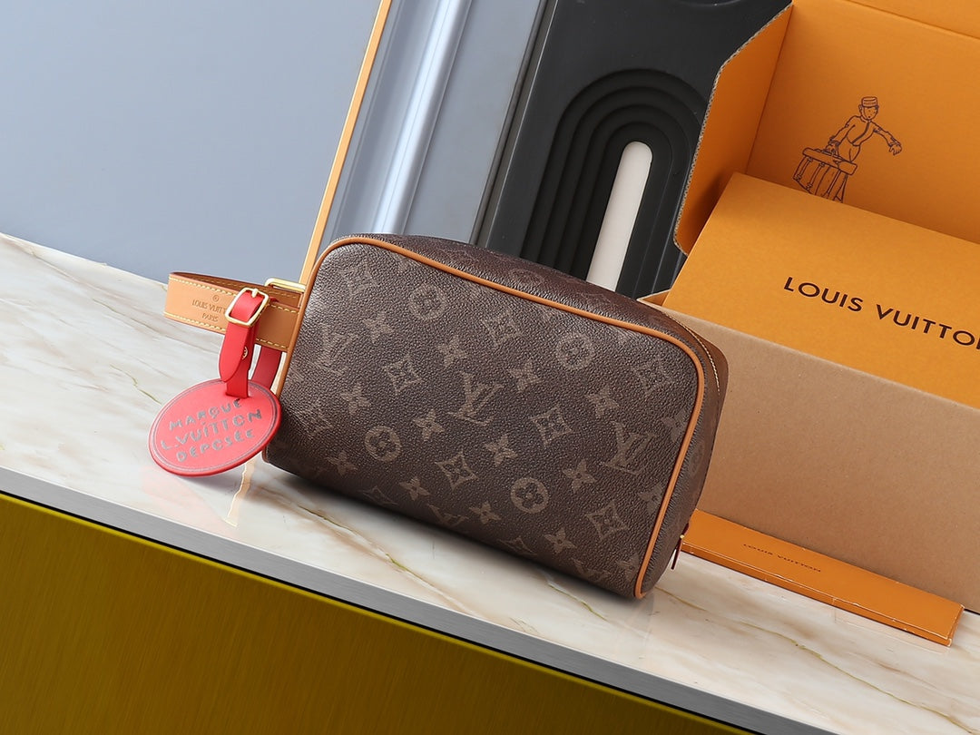 15RE69B  Popular   leather bag