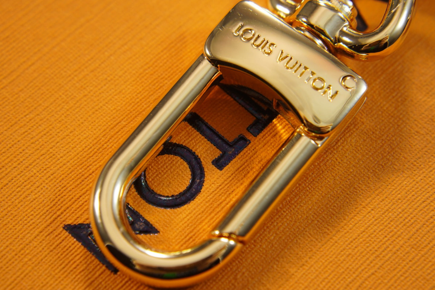 14E91A  Popular key closure