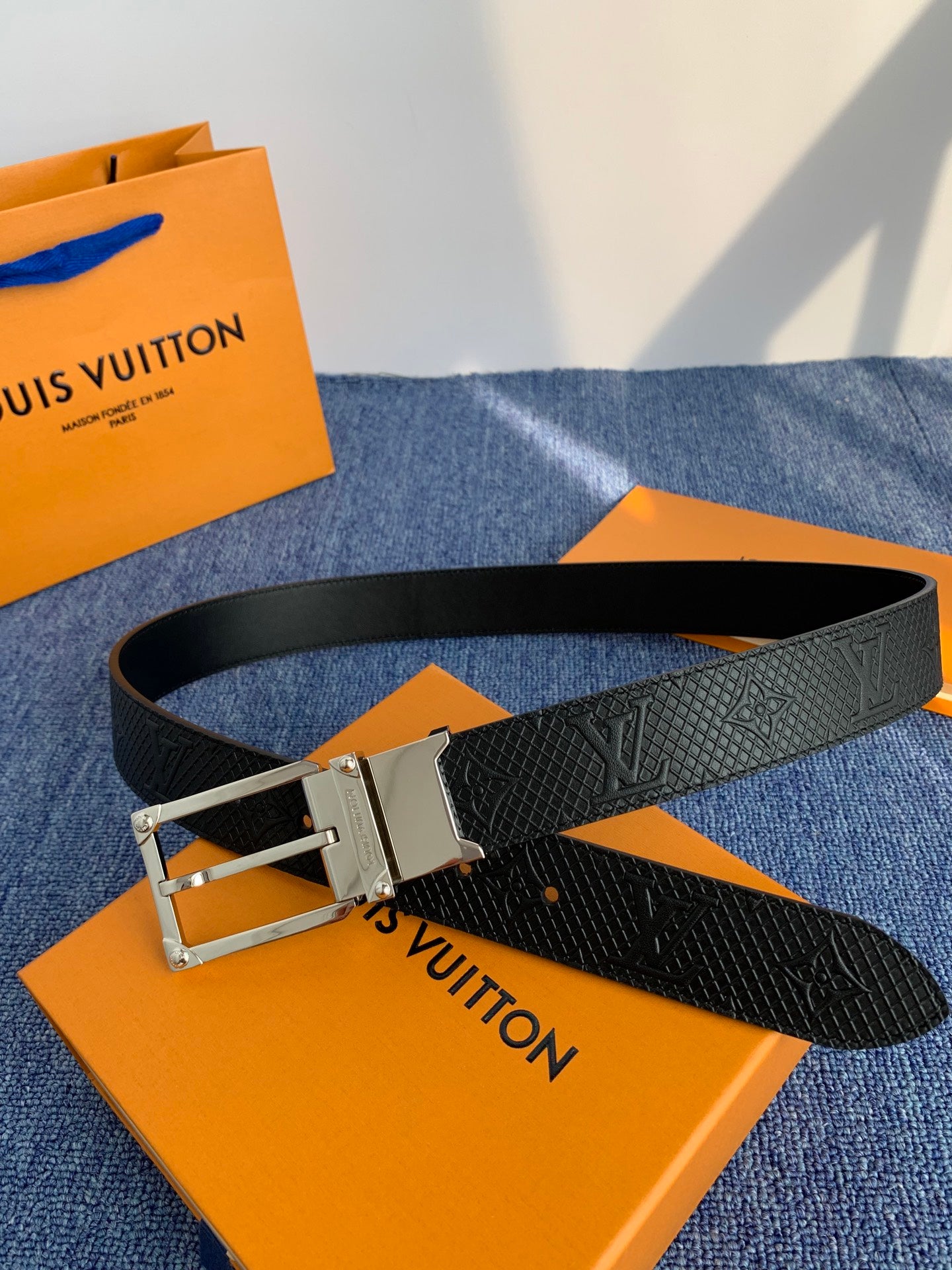 P1P36E12 Popular High quality belt With full package