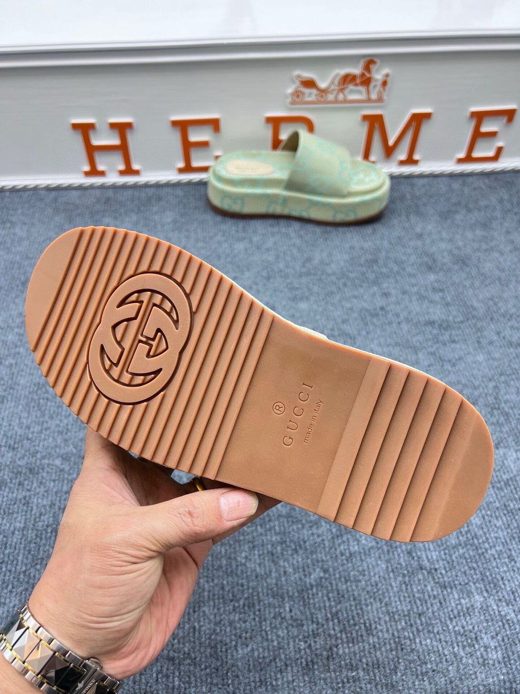 54B122Z Popular slippers  Sole thickness 5.5cm