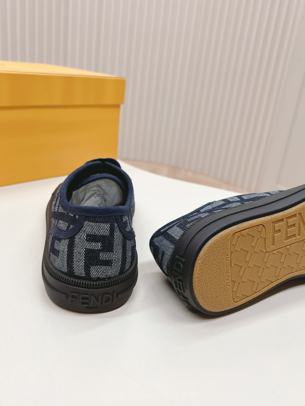 2105QF423Z Popular high-quality Shoes