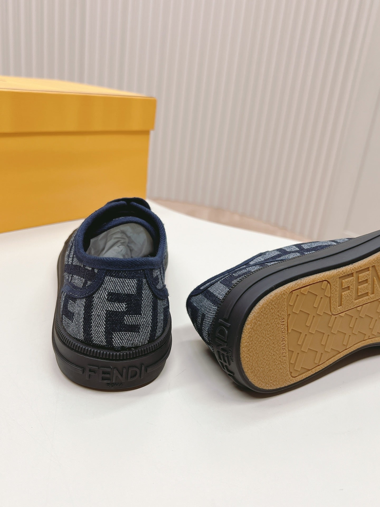 2105QF423Z Popular high-quality Shoes