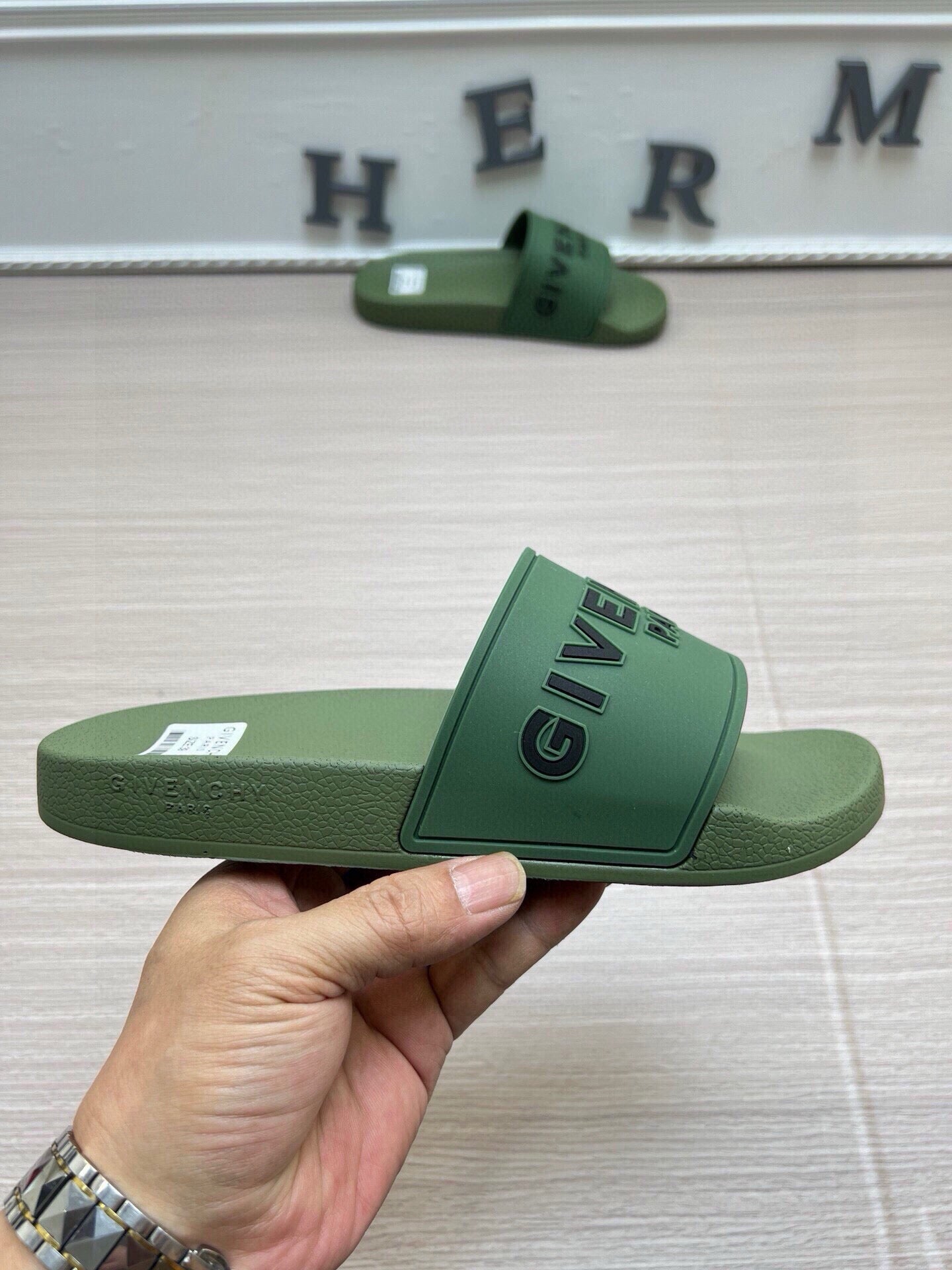 535ZGV263Z Popular Slippers