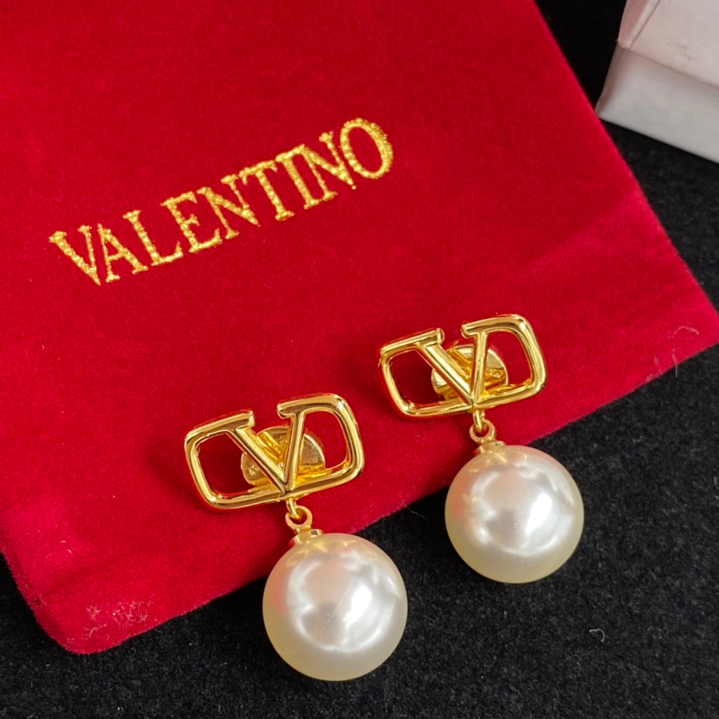 15ZVL49E Popular Earrings