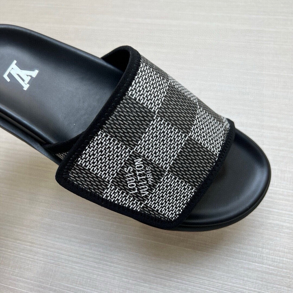 5QE3Z Popular Slippers