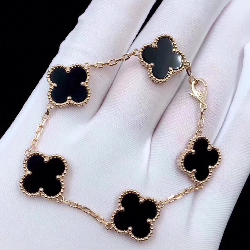 5XVA180K  Popular bracelets 5 flowers normal size1.5cm flower