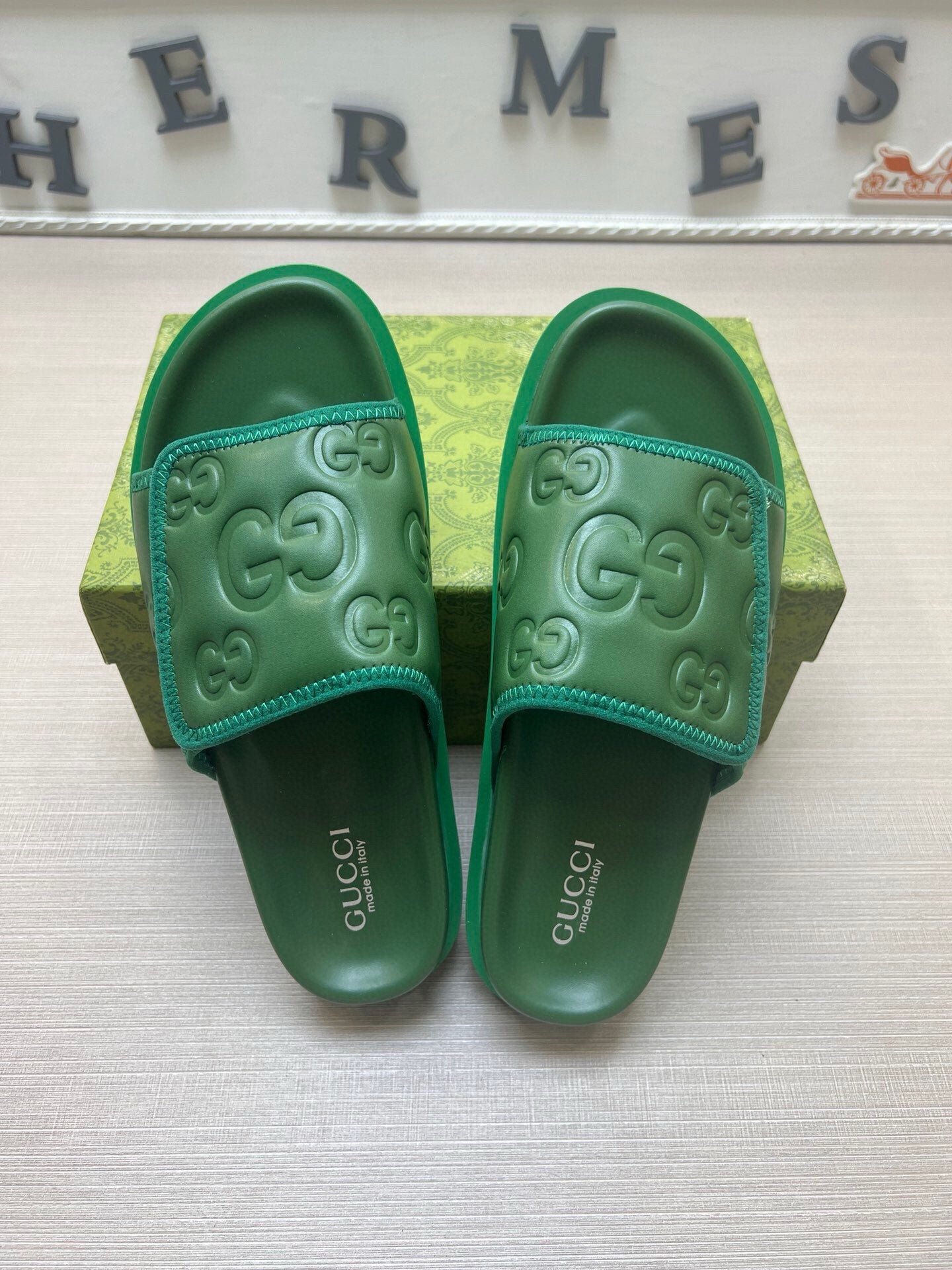 5LB230Z Popular Slippers