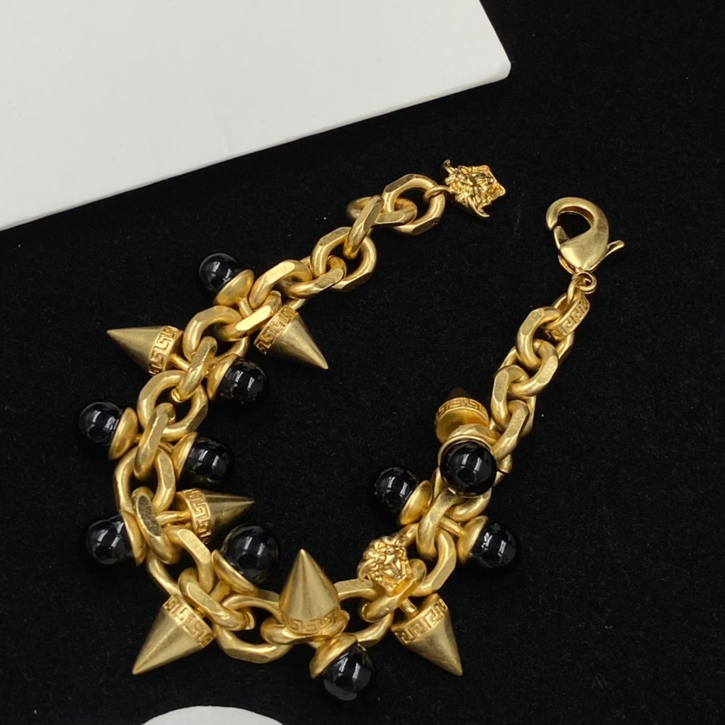 X5Q85V371X Popular Necklaces. Bracelets