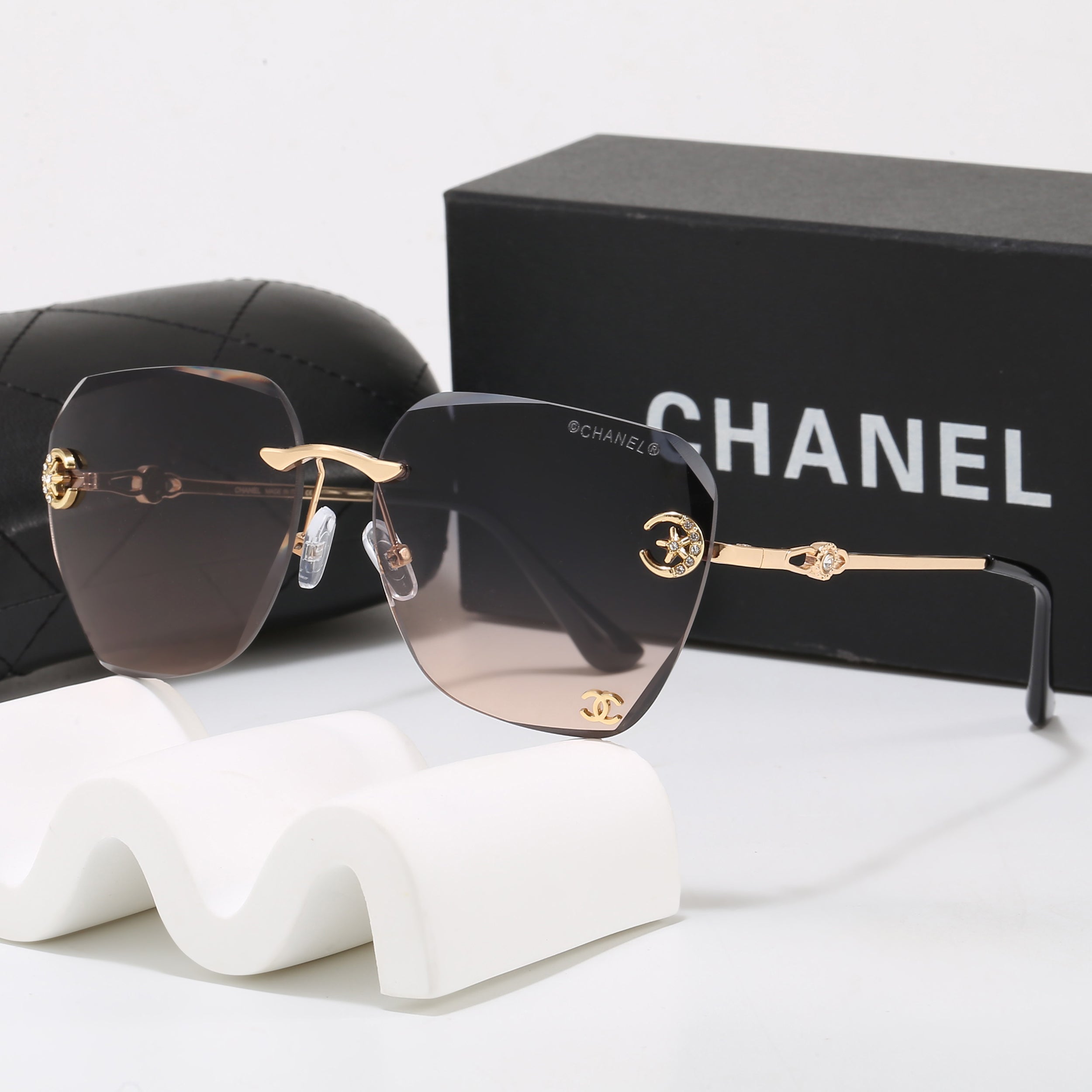 156PC46T Popular Sunglasses