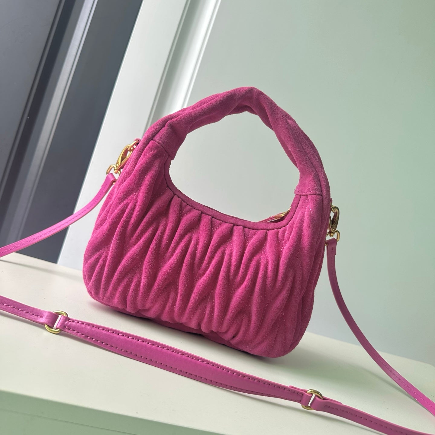 146PA117B Popular buckskin bag