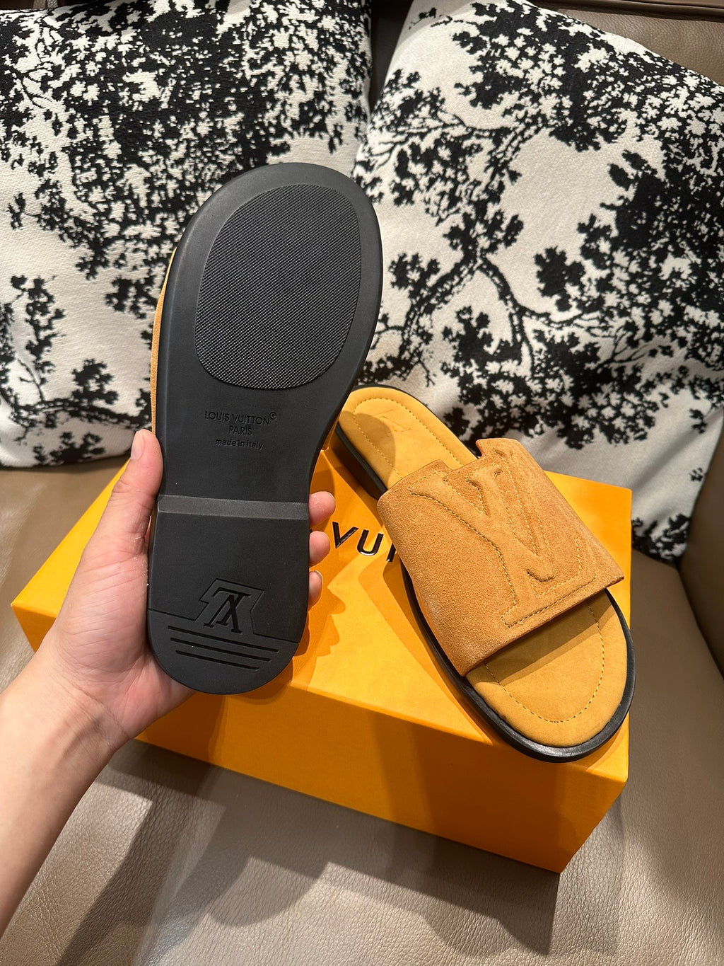 285ZE25Z  Popular leather Shoes